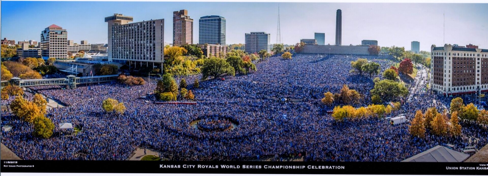 Kansas City Royals World Series Celebration 2015 Stock Photo - Download  Image Now - Kansas City Royals, Parade, Baseball - Sport - iStock